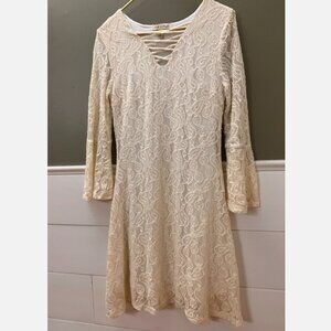 Cloth & People Witchy Cream Large Earthy Emo Bell Sleeves Lace Stretch Ivory